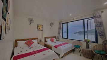 City Double Room, City View | 1 bedroom, hypo-allergenic bedding, down comforters, memory foam beds