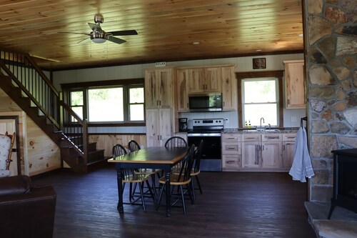 Private, rural and cozy. Pavilion with gorgeous view.