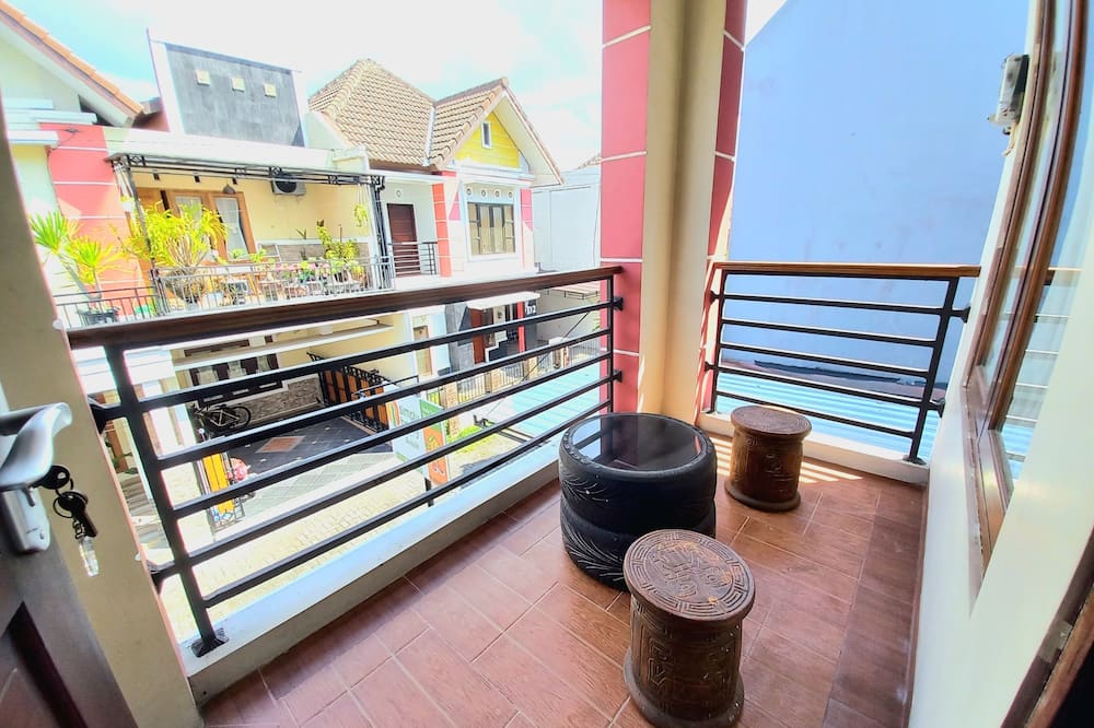 Homestay Jogja Simply Homy Unit Ambarukmo 3 dekat Jogja Expo Center (JEC)