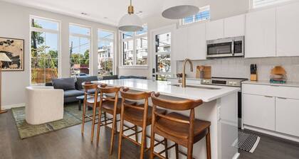 LA ~ Clean Modern Home ~ Premier Corner Unit Near Downtown ~ 8 Beds ~ Free Parking ~ WiFi