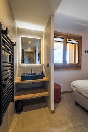 3 bedrooms, free WiFi