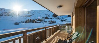 Apartment for 6 people in a new residence in the slopes