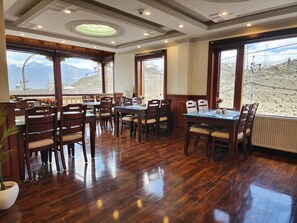 Restaurant - Hotel Paldan (Leh)