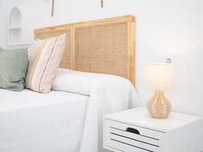 2 habitaciones, tabla de planchar con plancha, internet y ropa de cama 