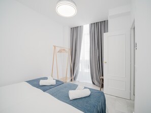 2 makuuhuonetta, silitysrauta/-lauta, internet, vuodevaatteet