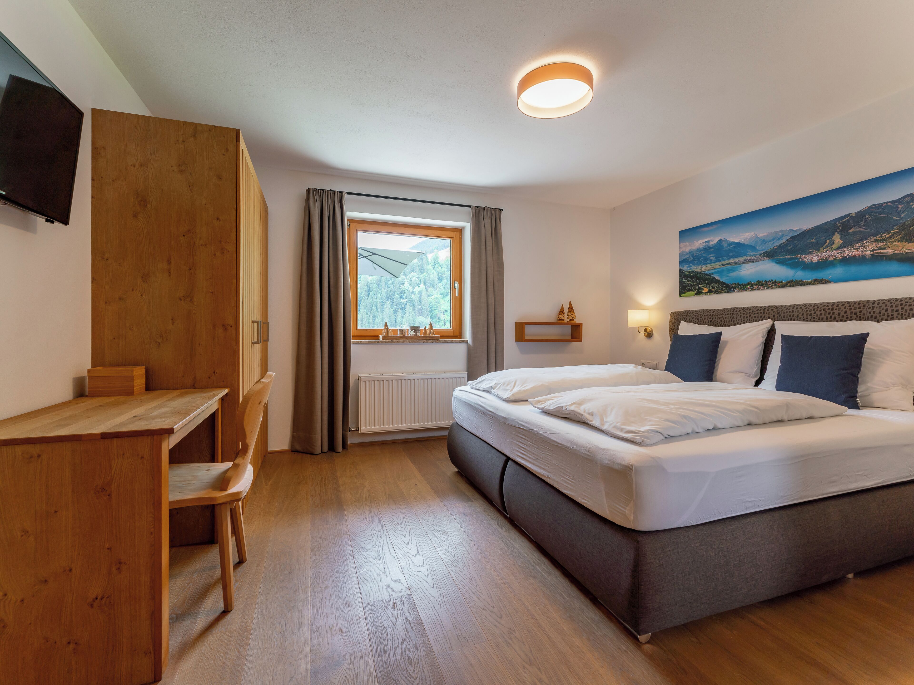 5 bedrooms, internet