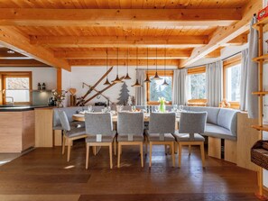 Dining - Chalet with breathtaking views and large terrace (Saalbach-Hinterglemm)