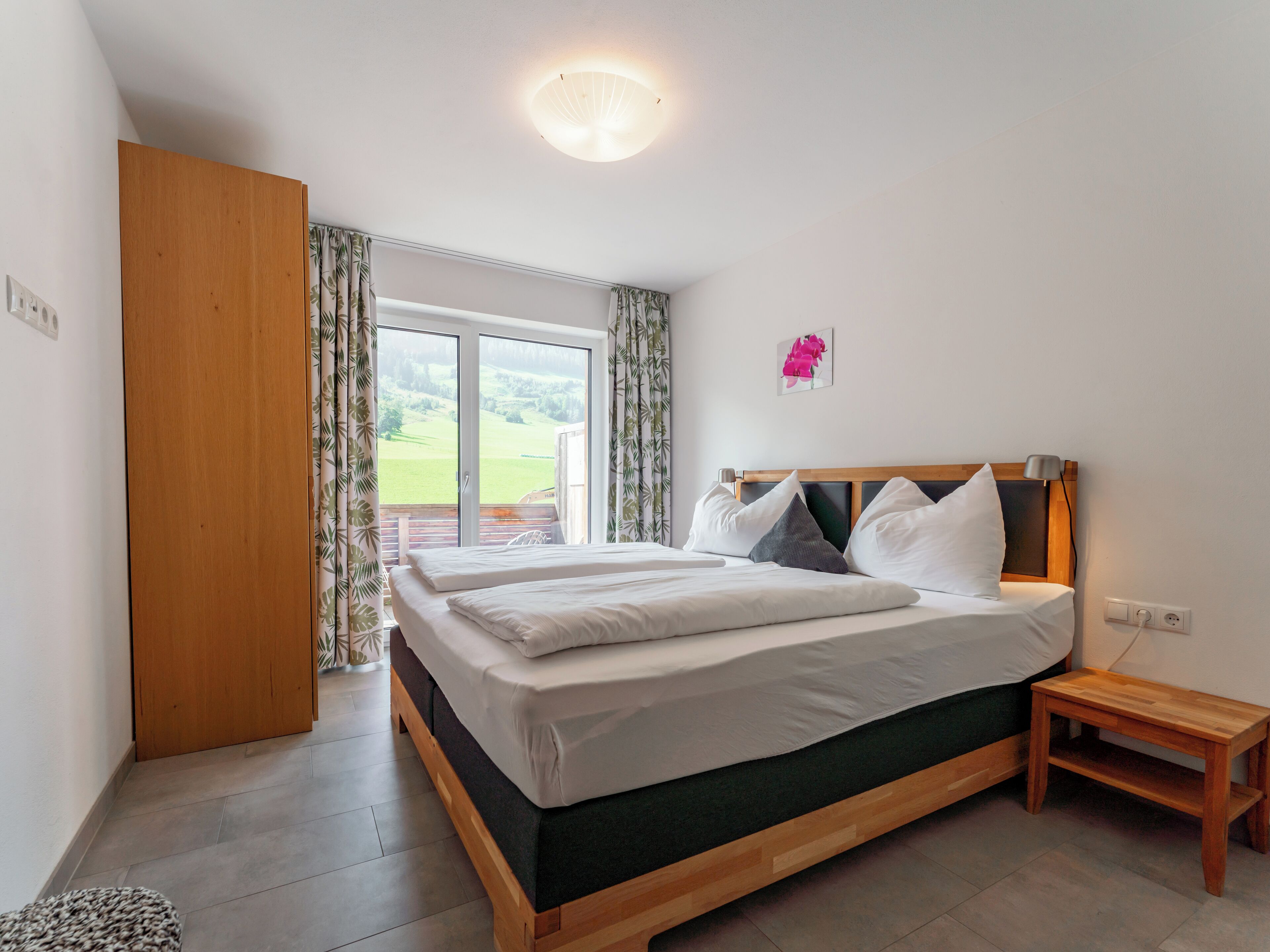 2 Schlafzimmer, Internetzugang