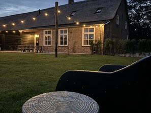 Outdoor dining - Stylisch old farmhous near Breda (Wagenberg)