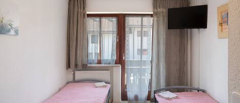 1 habitación, wifi gratis y ropa de cama