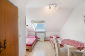 1 dormitori, wifi gratuïta i roba de llit 