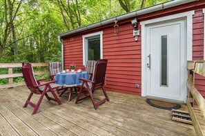 Outdoor dining - Bungalow "Passat - Bgl 5" with Private Terrace & Wi-Fi (Dranske)