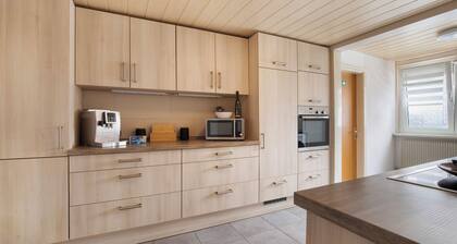 Apartamento 'M B Homes Nürtingen' con Wi-Fi