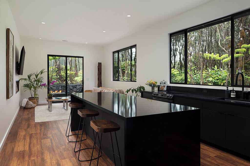 IIWI - A Modern Retreat in Volcano