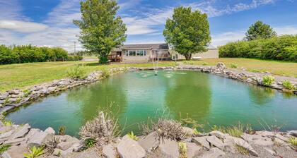 Serene Home w/ On-Site Pond & Decks in Chiloquin!