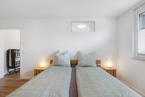 1 bedroom, free WiFi, bed sheets - Apartment 'Schwarzwald' with Private Terrace and Wi-Fi (Albbruck)