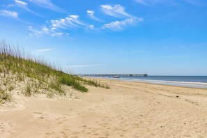 Beach nearby - Oak Island Condo w/ Ocean View: Steps to Beach! (Oak Island)