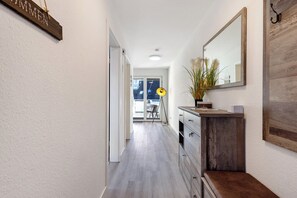 Interior - Apartment 'Ferienwohnung Wiesen' with Balcony and Wi-Fi (Grömitz)