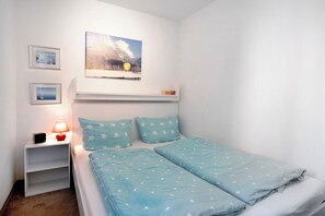 1 bedroom, iron/ironing board, free WiFi, bed sheets - Apartment 'Ferienwohnung Wölk' with Mountain View, Balcony and Wi-Fi (Sonthofen)