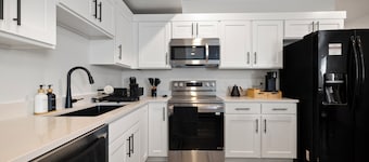 Clean, New, Cozy Home Near Lake, Top Golf, UVU, BYU