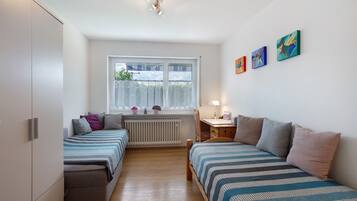 2 bedrooms, free WiFi, bed sheets