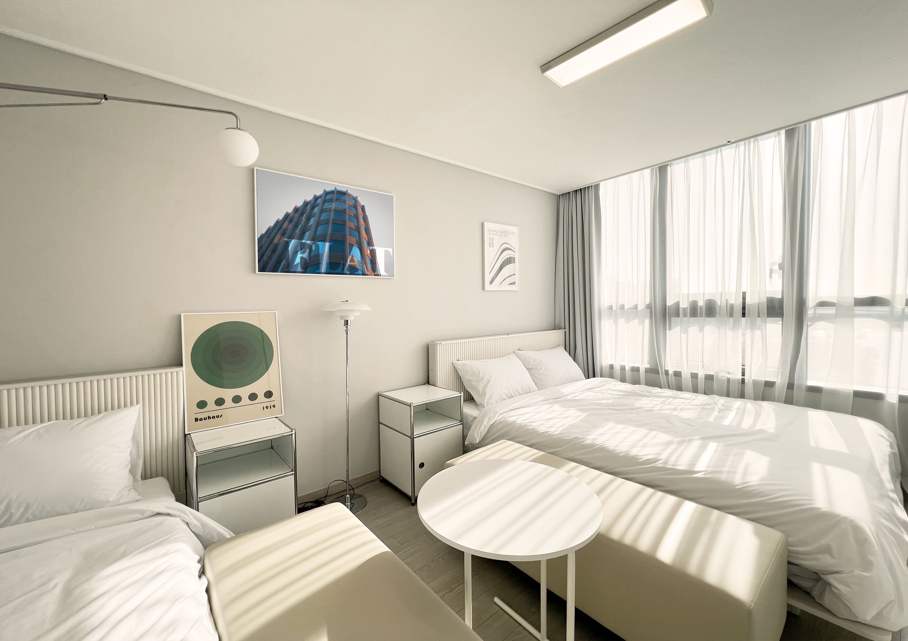 Blackout drapes, free WiFi