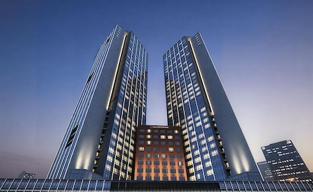 Exterior. UH FLAT THE SONGDO