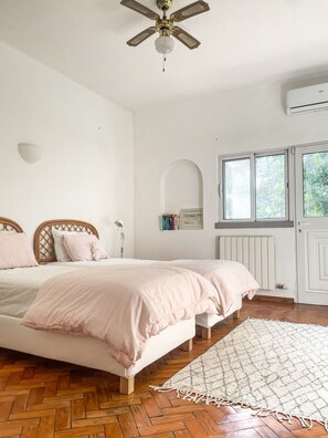 5 Schlafzimmer, Bügeleisen/Bügelbrett, kostenloses WLAN, Bettwäsche
