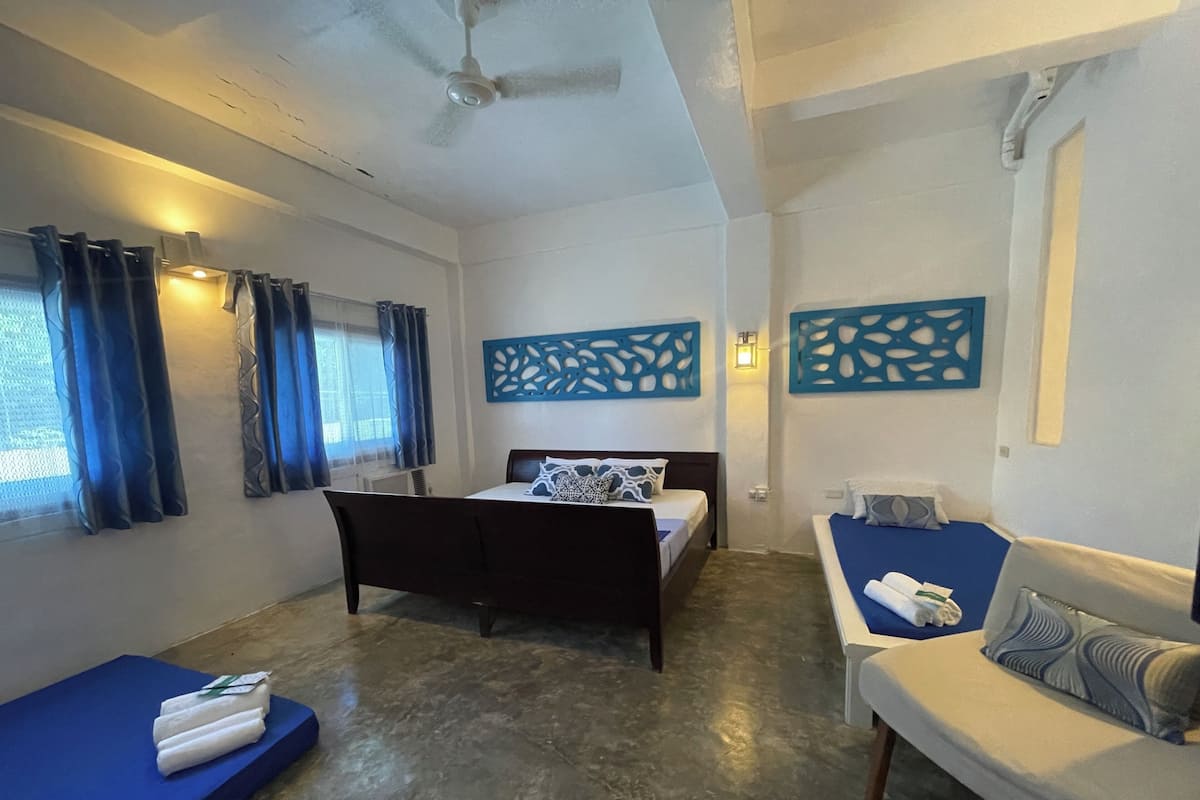 1 habitación, minibar, escritorio y wifi gratis