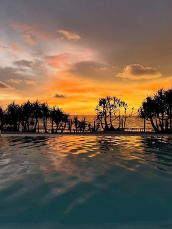 Alberca al aire libre por temporada