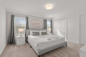 4 Schlafzimmer, Bügeleisen/Bügelbrett, Reisekinderbett, WLAN