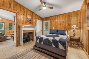 1 chambre, fer et planche Ă repasser, Wi-Fi gratuit, draps fournis