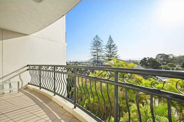 Superior-huoneisto, 2 makuuhuonetta, kaupunkinäköala | Parveke