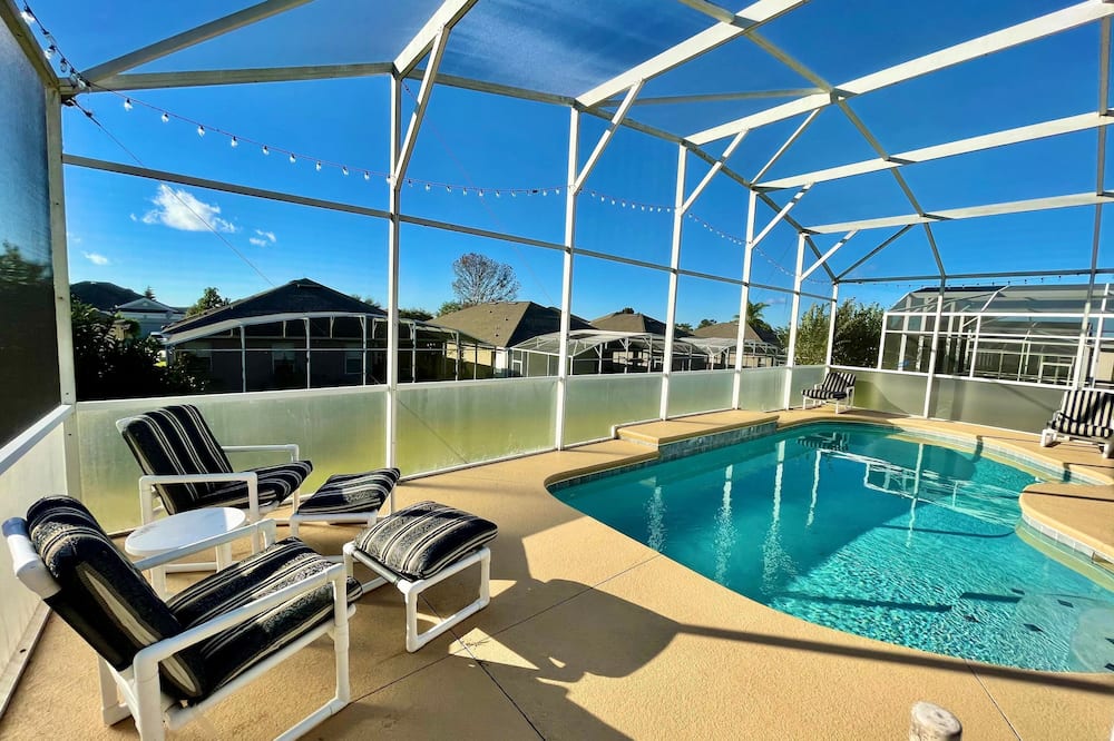 Grand Fabulous 4BR Pool Home Near Disney - Highlands Reserve, FL