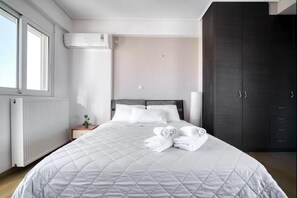 1 habitación, tabla de planchar con plancha, wifi y ropa de cama 