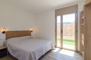 4 bedrooms, free WiFi