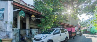 OYO Life 94040 Agung Home Stay