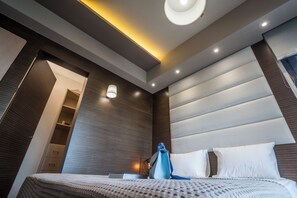3 chambres, fer et planche à repasser, Wi-Fi, literie fournie