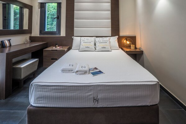 3 chambres, fer et planche à repasser, Wi-Fi, literie fournie
