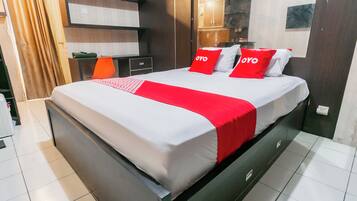 Deluxe Double Room | Free WiFi, bed sheets
