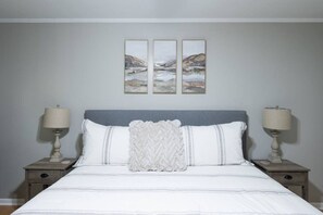 3 camere, una scrivania, Wi-Fi, lenzuola