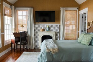 4 quartos, escrivaninha, berço de viagem, Wi-Fi