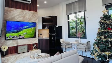 Junior Villa, Garden View | 1 bedroom, premium bedding, in-room safe, individually decorated