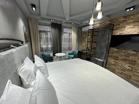 Wifi gratis . DILFUZ FAMELY GUEST HOUSE