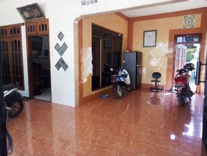 Interior detail - Hotel O Homestay Rungkut Syariah (Surabaya)