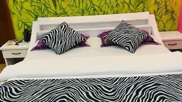 Deluxe Room, Balcony | Free WiFi