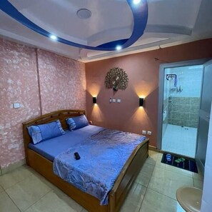 Deluxe Room, Balcony | Free WiFi - Hôtel le palace des rois  (Douala)