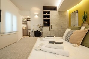 1 bedroom, iron/ironing board, travel crib, free WiFi
