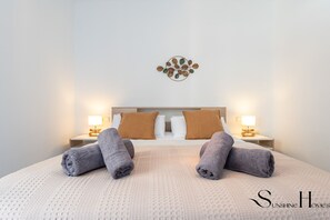 1 habitación, tabla de planchar con plancha, wifi gratis y ropa de cama 