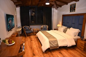 Free WiFi, bed sheets - Viceroy In The Himalayas, An ALIVAA HOTEL (Lansdowne)